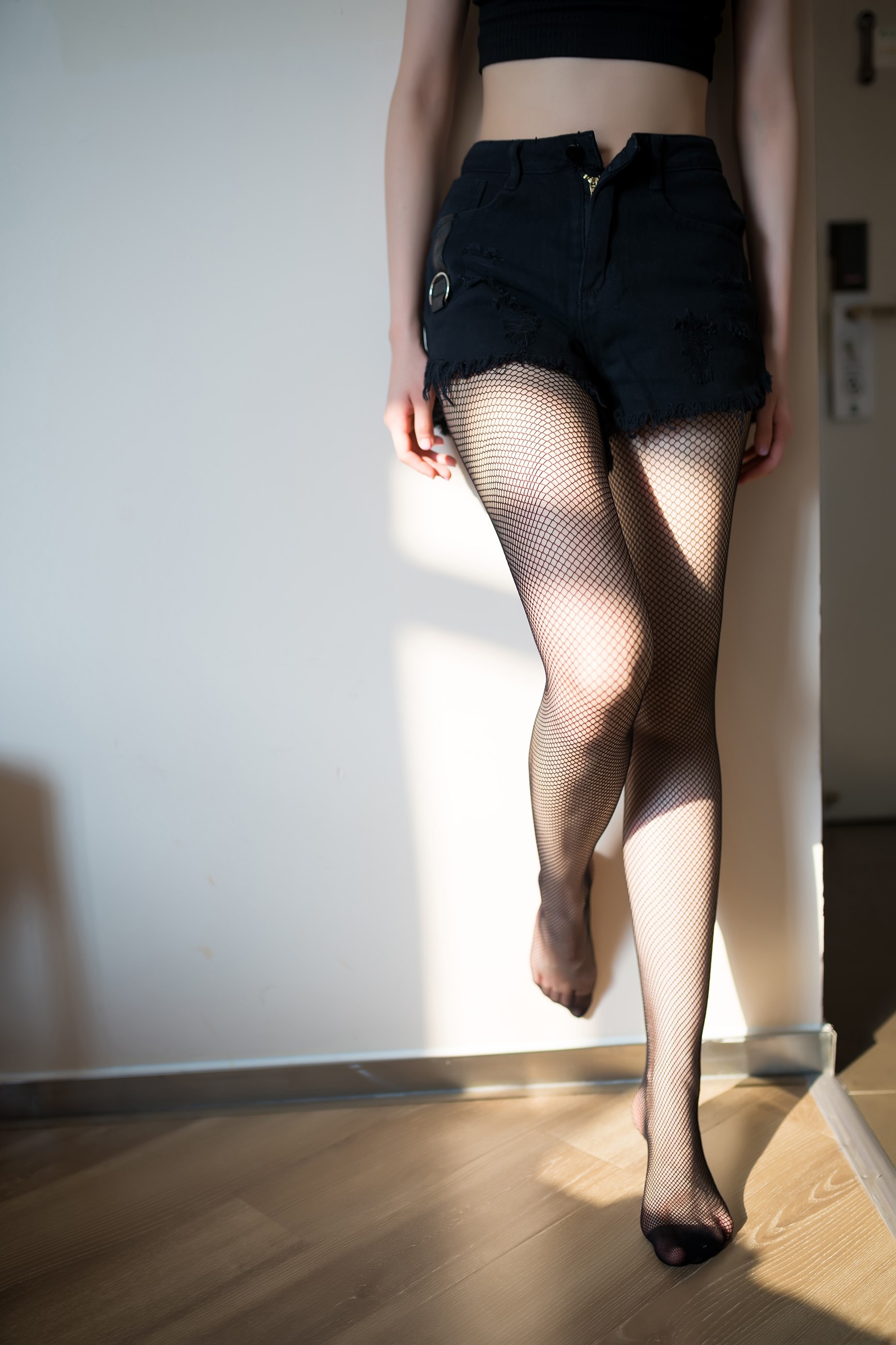 【最新娱乐爆料】热点速报:大牌明星夜半疑似与地下势力签订隐秘合约,内幕视频资料连续曝光!